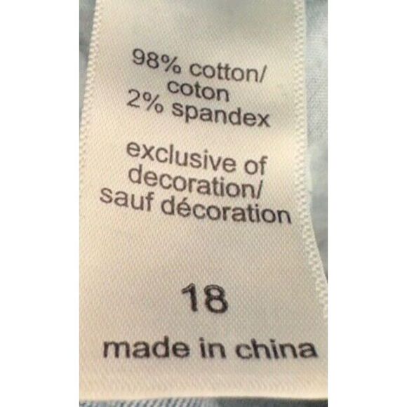 Maurices Jeans Size 18 Medium Wash Distressed Ripped Boyfriend Cropped Denim - Picture 7 of 7